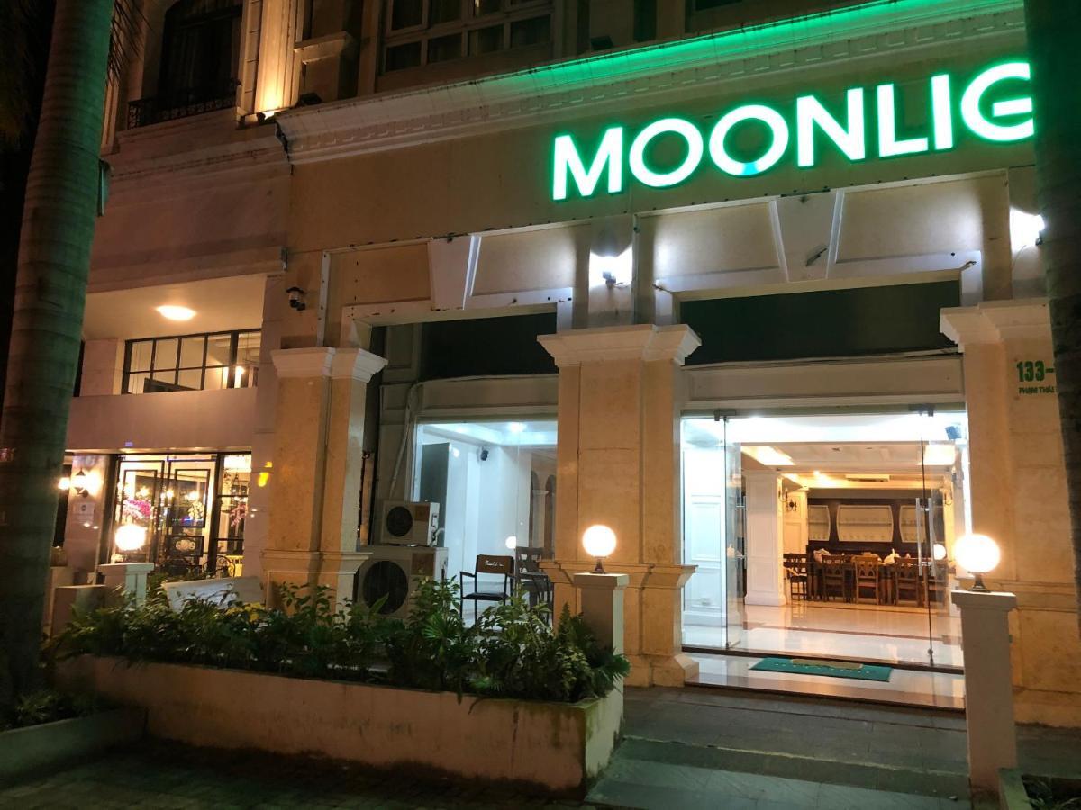 Moonlight Hotel Saigon South Хошимин Экстерьер фото